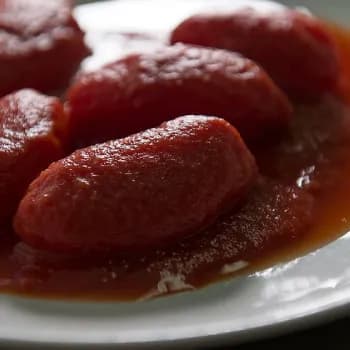Ingredienti freschi selezionati per la pizza al trancio